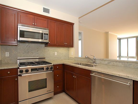 2nd image of 10 City Pl APT 20B