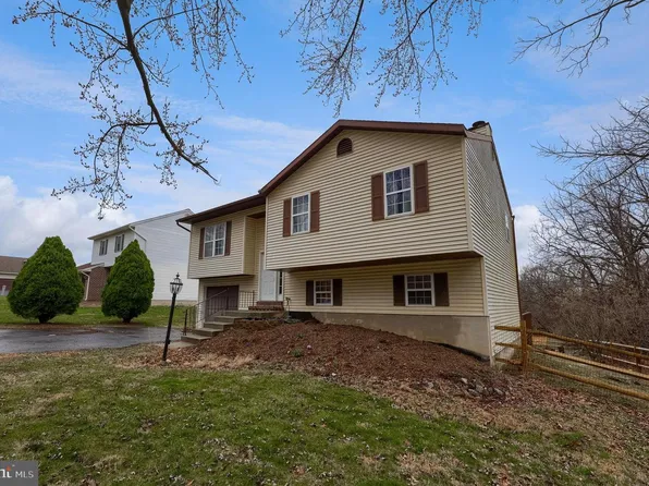 3333 Druck Valley Rd, York, PA 17406