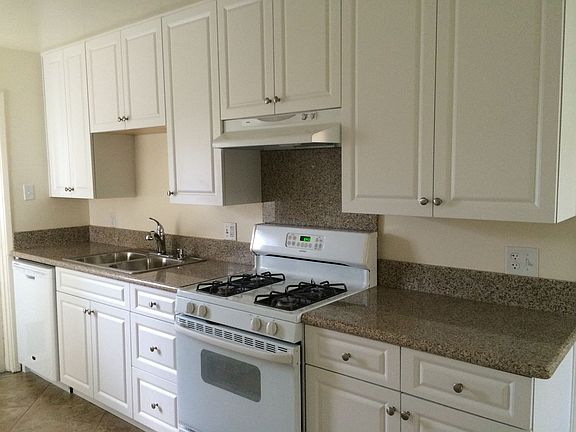 5th image of 801 S Cleveland St #221