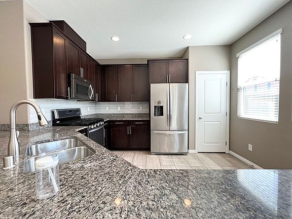 5th image of 11348 McKinney Falls St