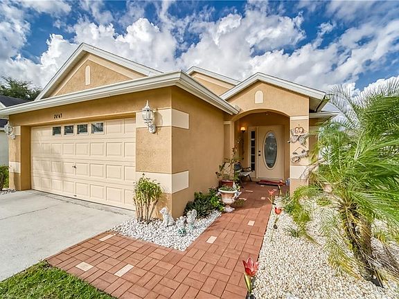 2nd image of 24543 Victoria Wood Ct