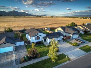 882 E Warm Springs Ave, Post Falls, ID 83854