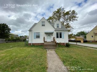 13702 Wainstead Ave, Cleveland, OH