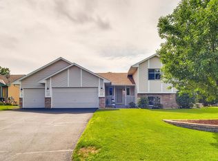 8921 Prestwick Cir N, Brooklyn Park, MN 55443