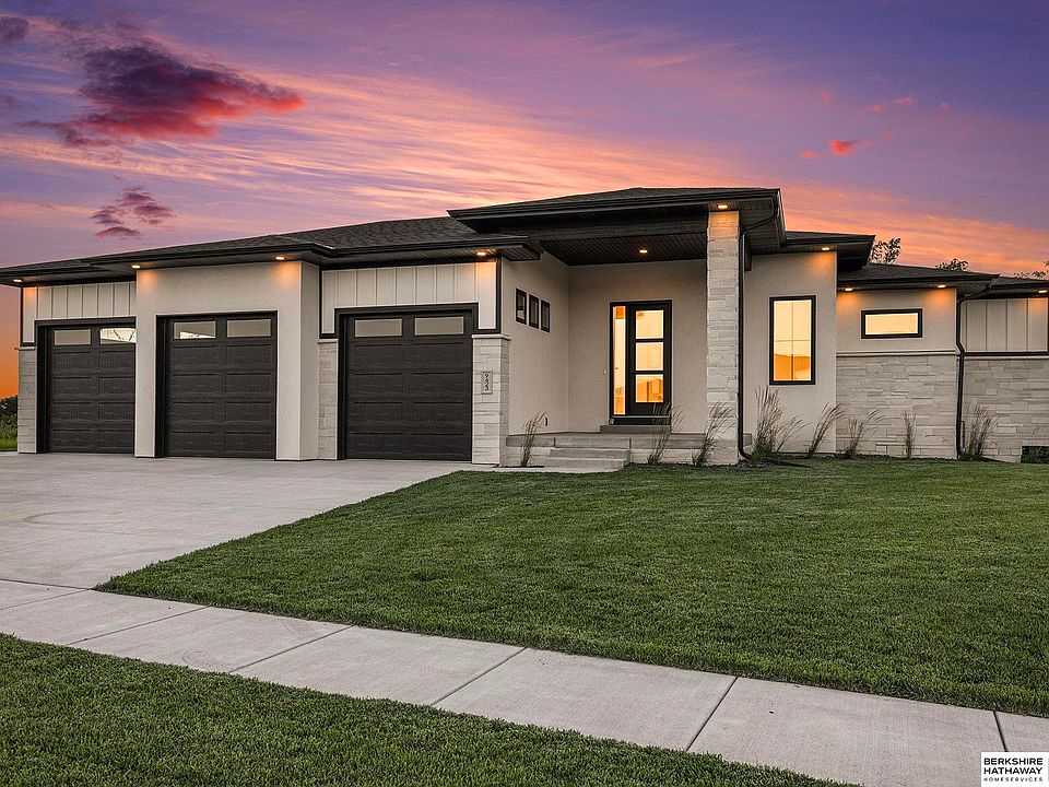 1st image of 8910 Dragonfly Ln