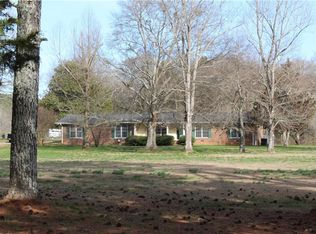 1394 Cave Springs Rd, Cedartown, GA 30125