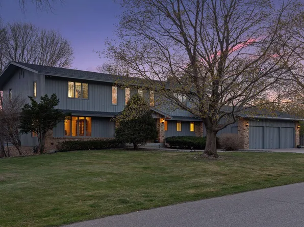 6415 Stauder Cir, Edina, MN 55436