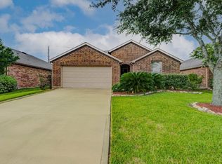 8319 Silent Deep Dr, Rosenberg, TX 77469