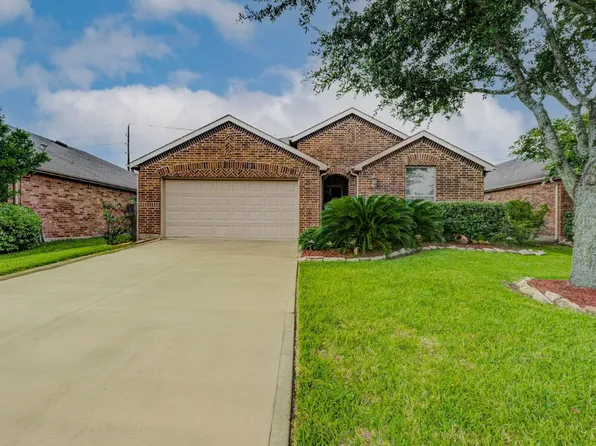 8319 Silent Deep Dr, Rosenberg, TX 77469