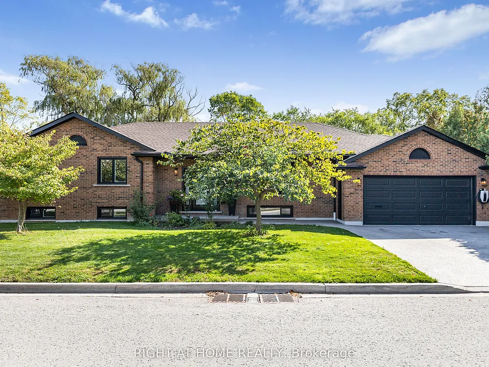 23 Riverview Blvd