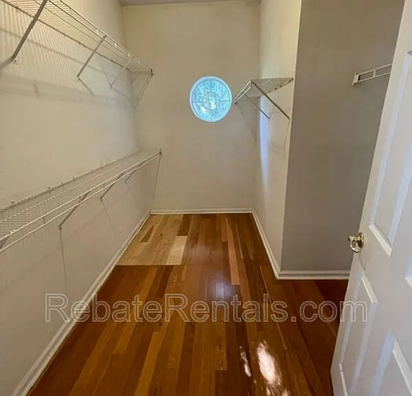 8907 Hampton Landing Dr E — Photo 34