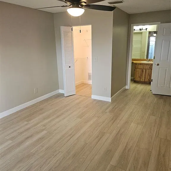 El Camino Ct — Photo 6