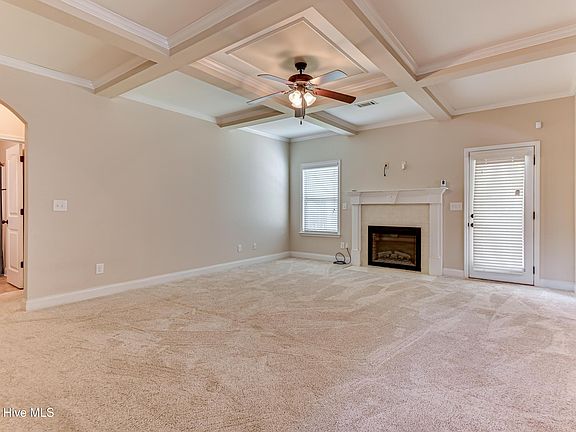 3rd image of 3830 Berkshire Way