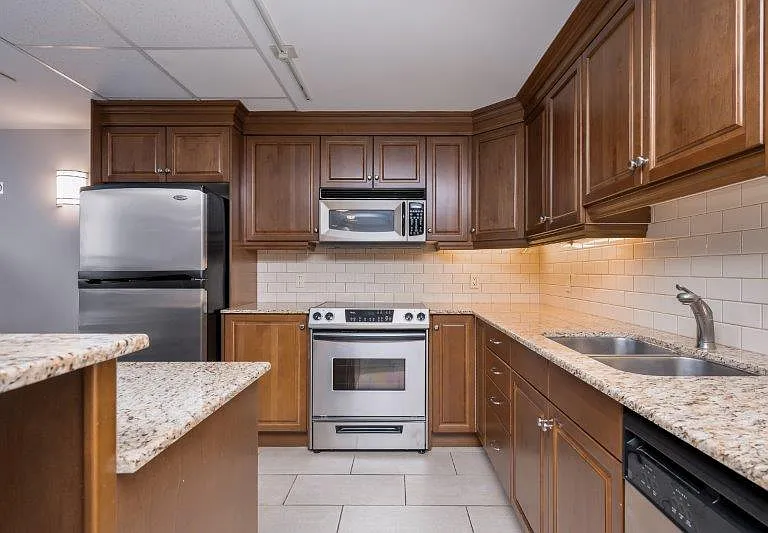 920 5th Ave SW #1002 — Photo 26