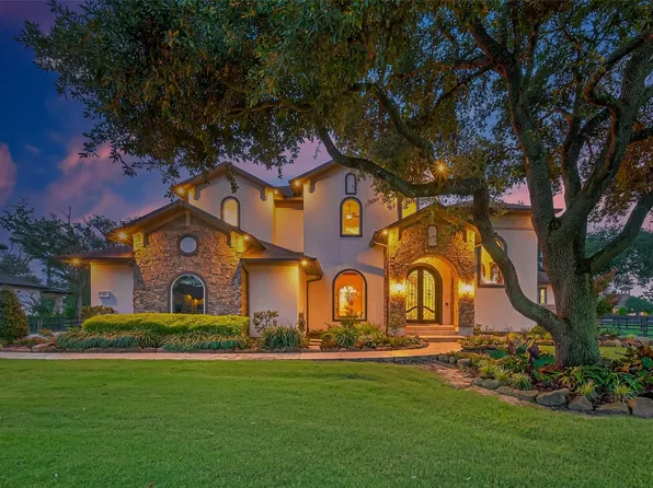 14 Royal King Rd, Tomball, TX 77377