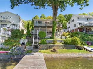 809 E Lake Rd, Penn Yan, NY 14527