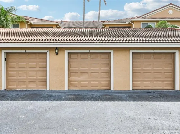 3673 NW Adriatic Ln, Jensen Beach, FL 34957