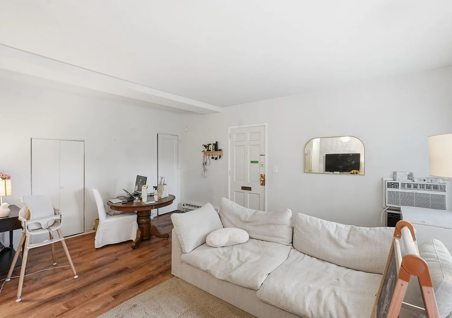 Bright Alexandria Condo with Private Patio & Community Pool! — Photo 4