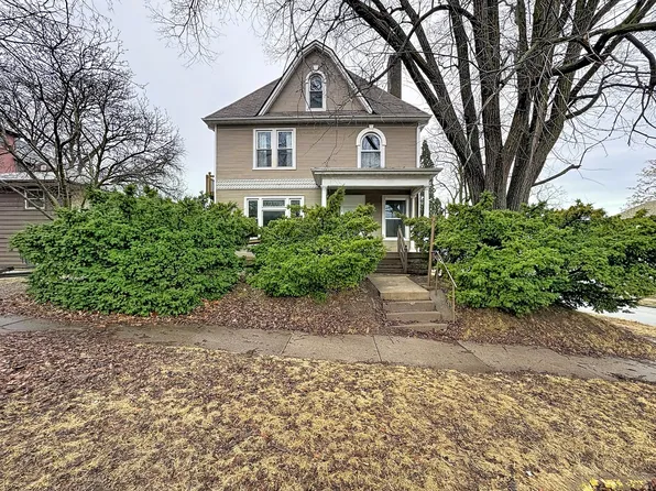 1200 20th St, Rock Island, IL 61201