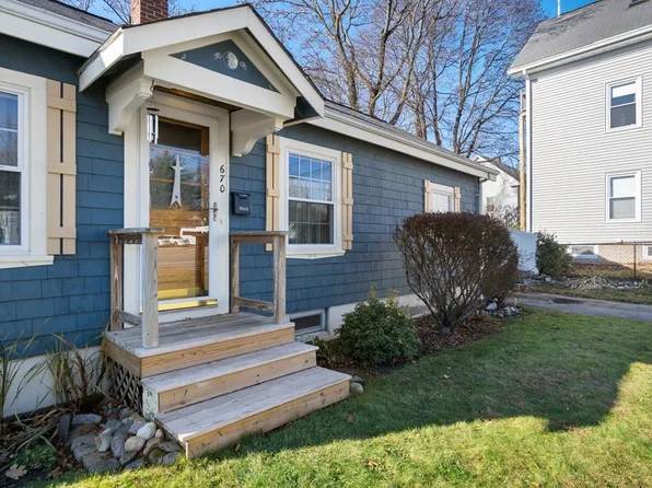 670 E Washington St, North Attleboro, MA 02760