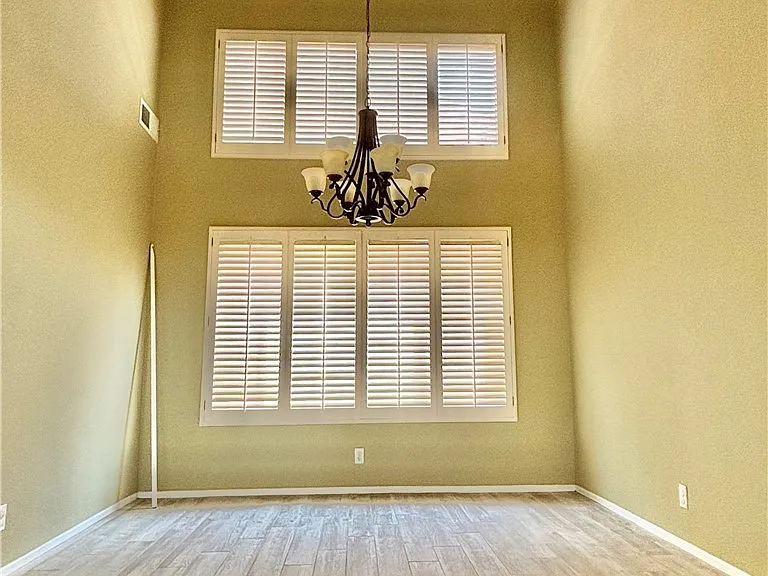 1834 Berryhill Dr — Photo 10