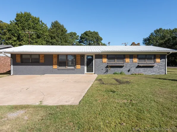 1115 SE 15th St, Wagoner, OK 74467