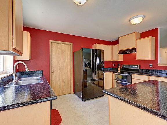 2nd image of 17015 85th Avenue Ct E