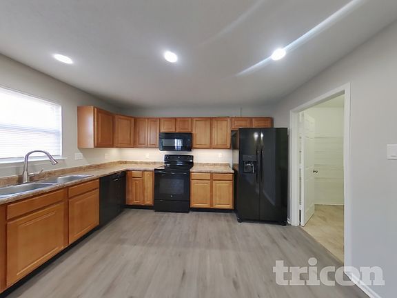 5th image of 2928 Youngberry Ct