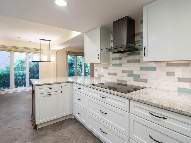 3503 Redwood Ct — Photo 14