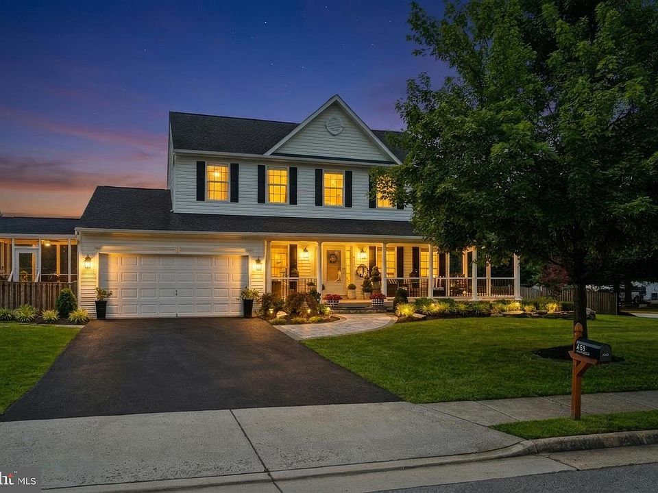 1st image of 404 Autumn Chase Ct