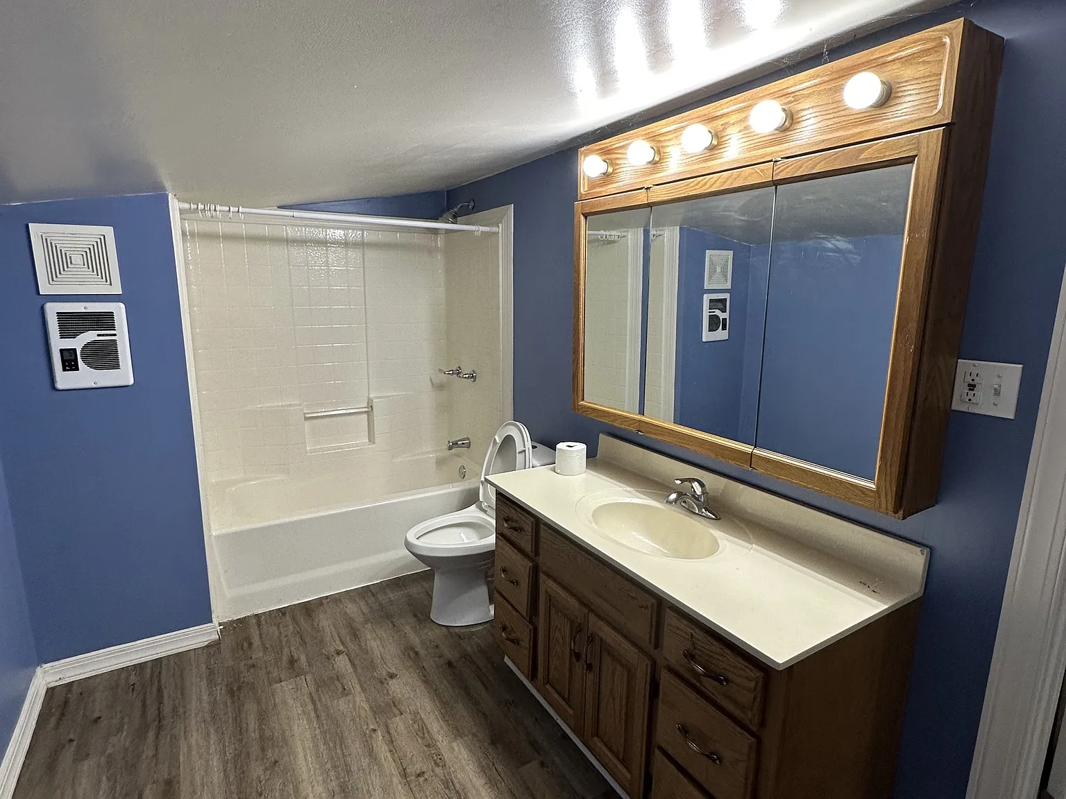 620 South Gharkey Street - 1 — Photo 4
