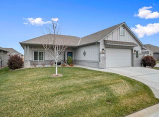 3656 N Lakeway Ct, Wichita, KS 67205