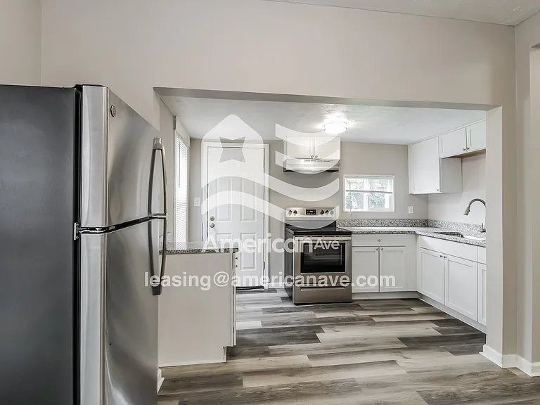 388878_006_wm_-_kitchen_13068376.jpg