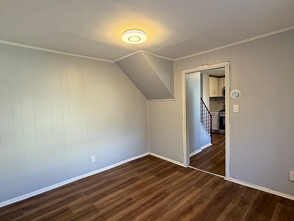 3rd image of 638 N 5th St #4