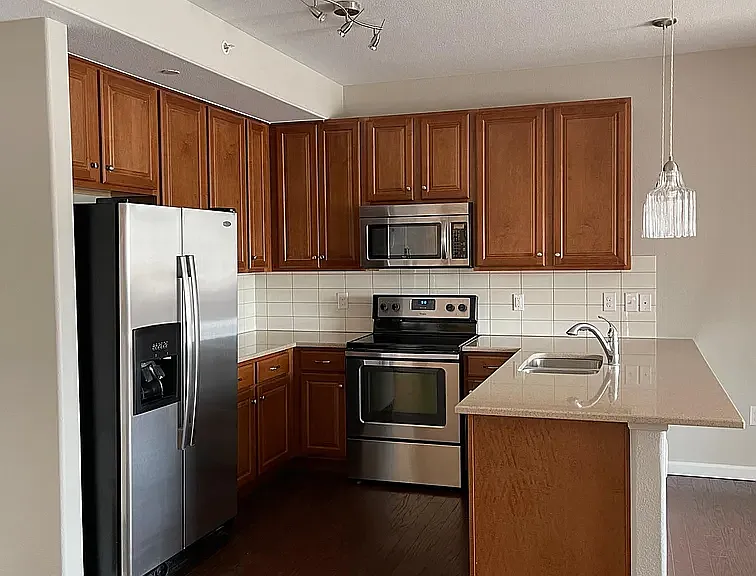1044 Rockhurst Dr #406 — Photo 12