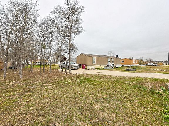 4th image of 230 Gato Rd