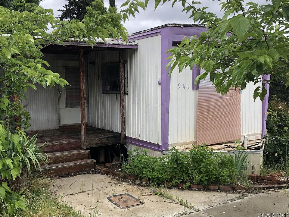 2nd image of 945 Sequoia Cir