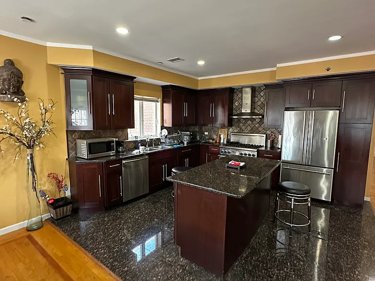 2841 Ford St #2 — Photo 4
