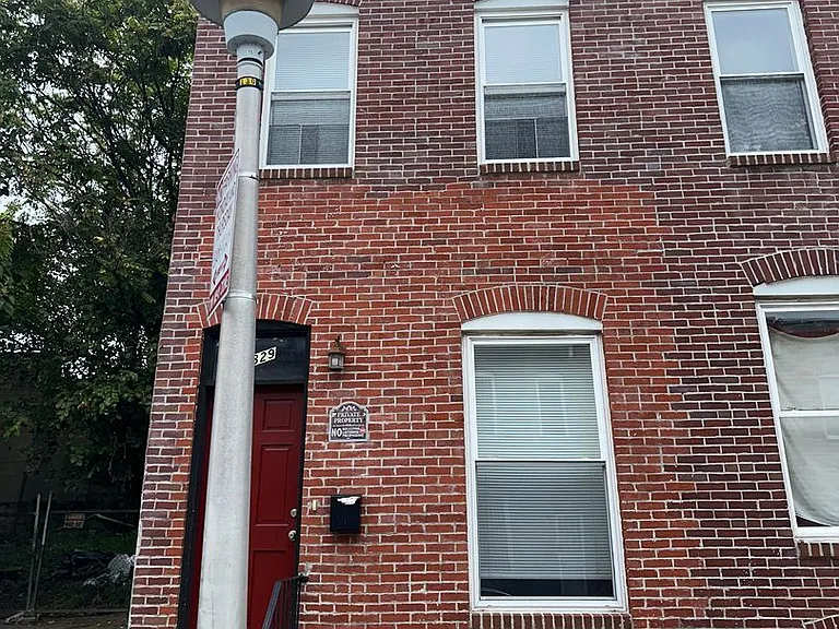 1829 N Port St — Photo 2