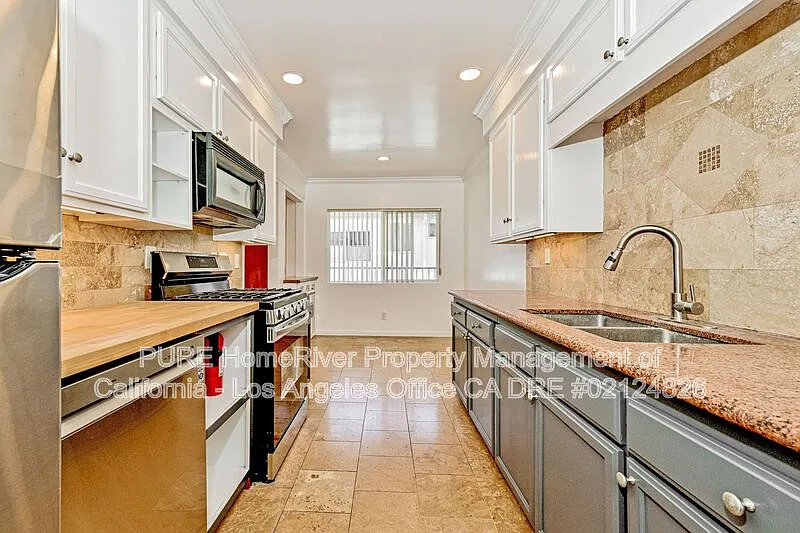 3 bed, 2.0 bath, 1250 sqft, $3,995 — Photo 4