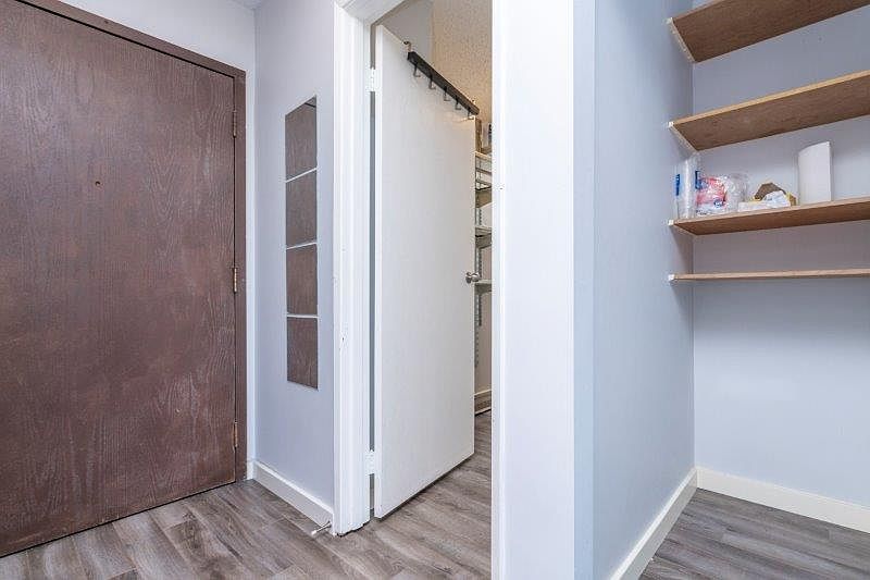 Calgary Apartment for rent - 1 Bedroom — photo 11