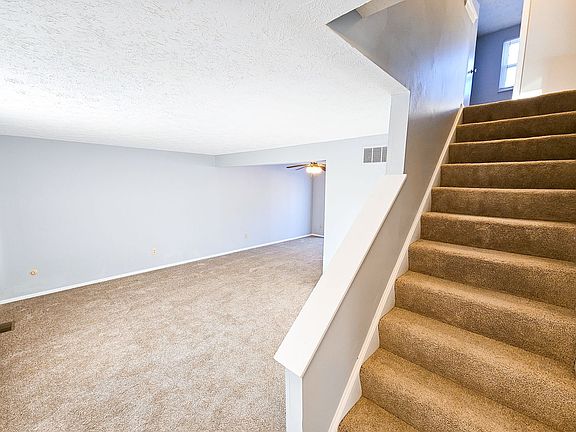 5th image of 2632 Sheffield Dr