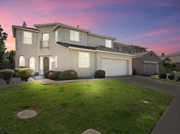 9734 Fall Valley Way, Sacramento, CA 95829