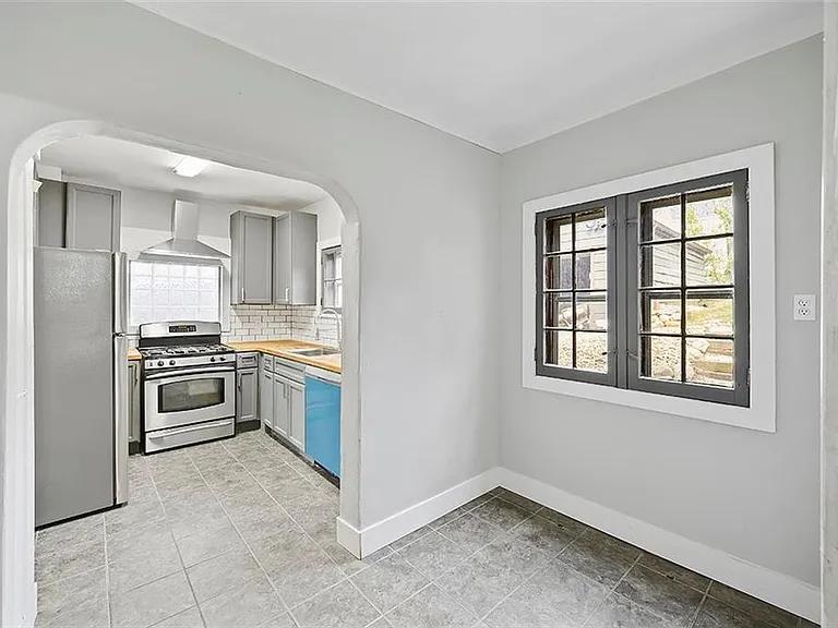 3785 Washington Blvd — Photo 8