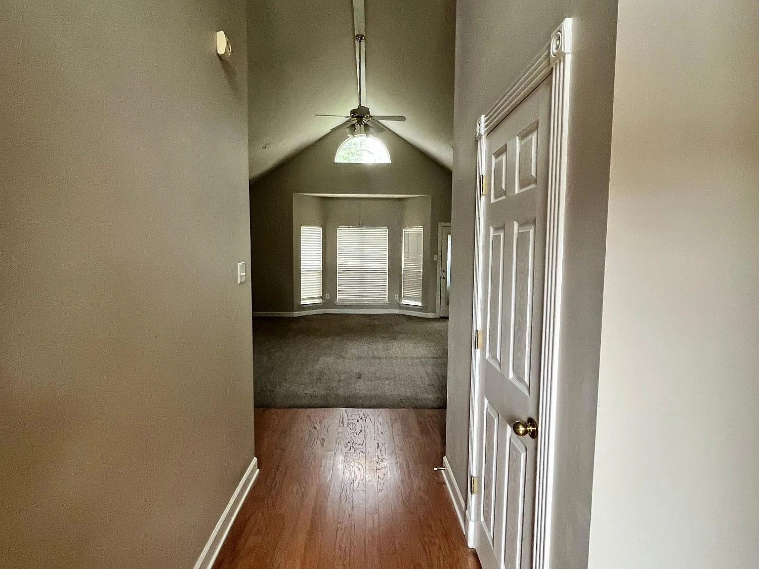 3 bed, 2.5 bath, 2103 sqft, $1,850 — Photo 4