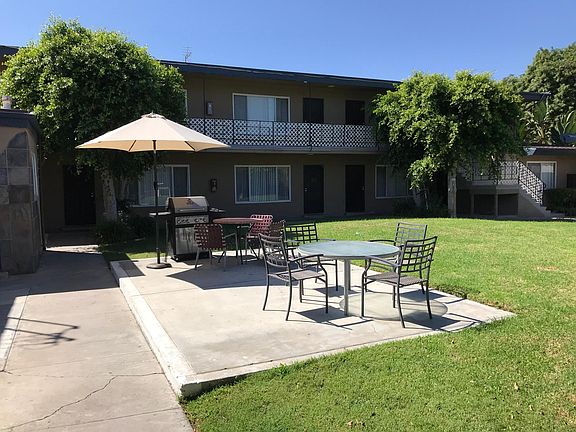 3rd image of 1820 W Sallie Ln #6