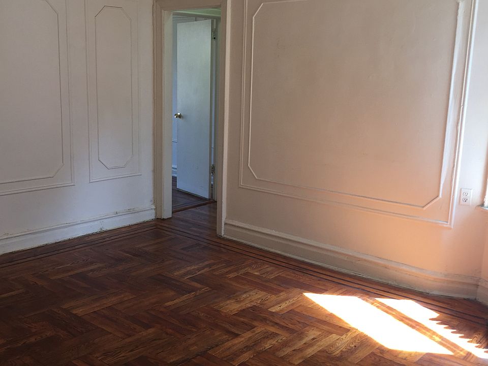 2nd image of 4148 40th St #2C