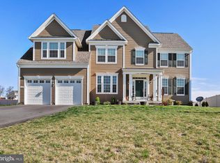 62 Bluebells Ct, Charles Town, WV 25414