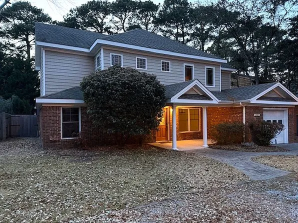 2203 Maple St, Virginia Beach, VA 23451