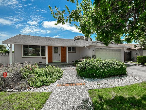 2nd image of 34293 Whitehead Ln